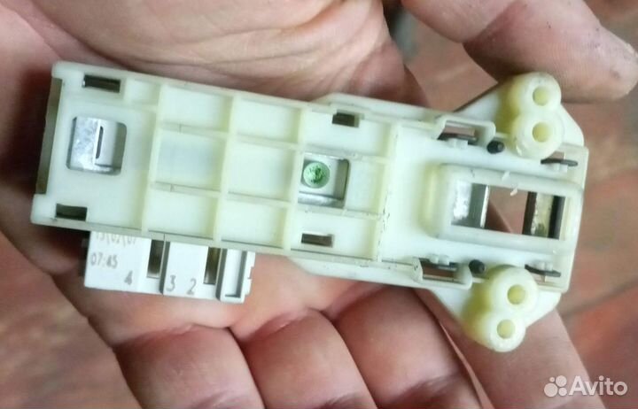 Устройство блокировки люка indesit ariston