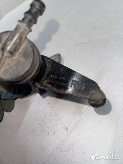 Форсунка омывателя фар передняя правая Nissan