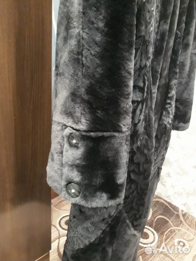 Продам шубу мутоновую
