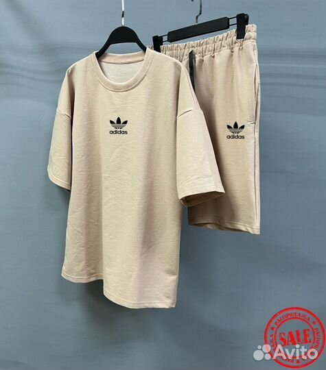 Спортивный костюм adidas (футболка+шорты)