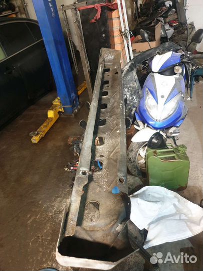 Задний усилитель jeep grand Cherokee zj