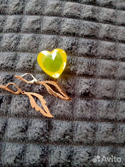 Золотые серьги