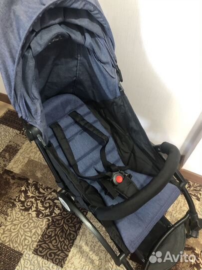 Прогулочная коляска складная