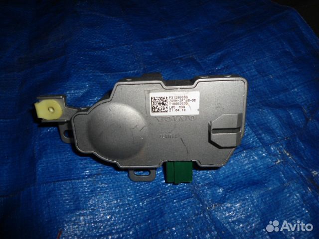 Замок рулевой колонки новый Volvo