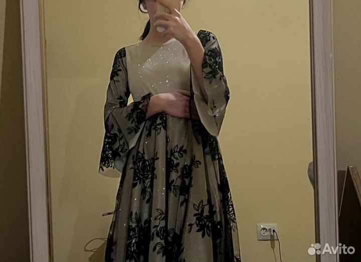 Вечернее платье