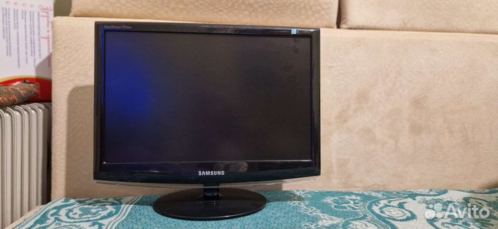 Монитор Samsung