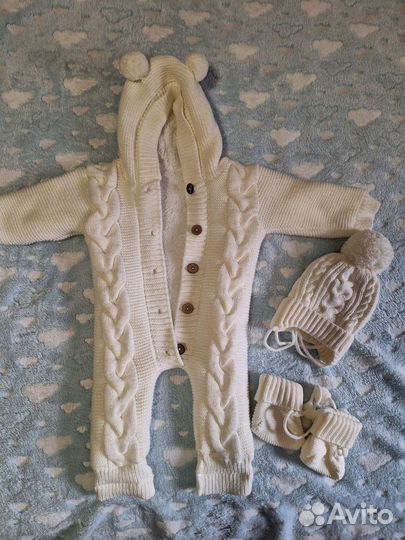 Вязаный комплект на малыша утепленный