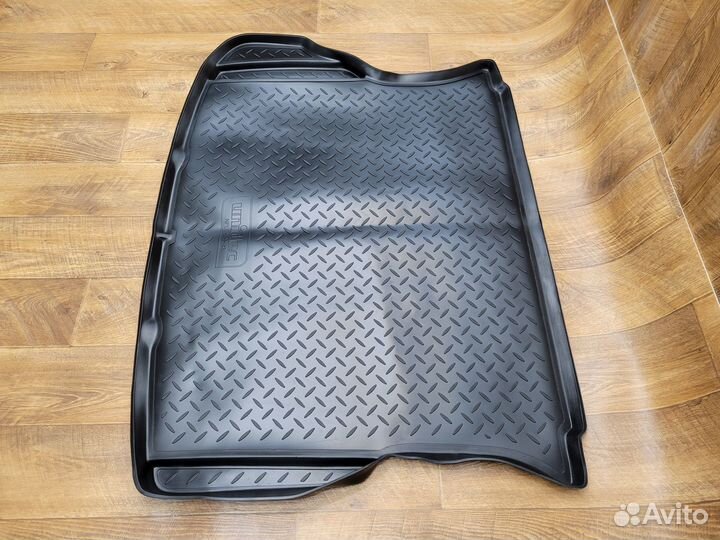 Коврик в багажник Ford Escape I (2000-2007)