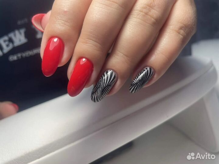 Маникюр с покрытием гель лак и наращивание ногтей