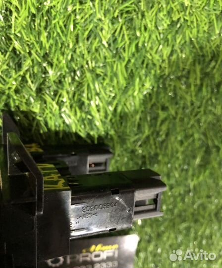 Кнопка обогрева сидений Chevrolet Captiva