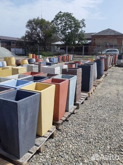 Вазон из бетона в наличии и под заказ