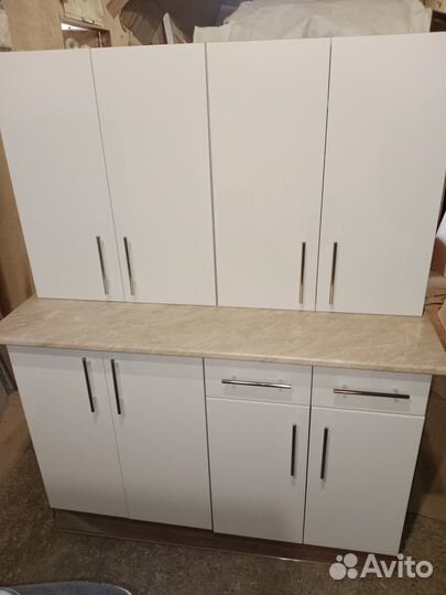Кухонный гарнитур новый