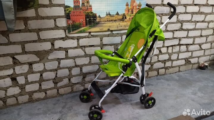 Прогулочная коляска трость