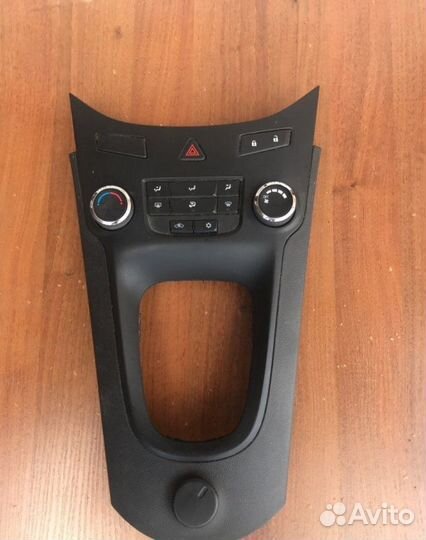 Блок управления климат-контролем Chevrolet Orlando