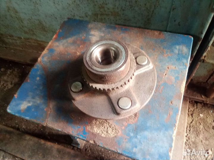 Nissan almera n16 ступица задняя