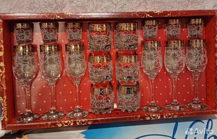 Бокалы для вина, виски, шампанского, рюмки. Набор