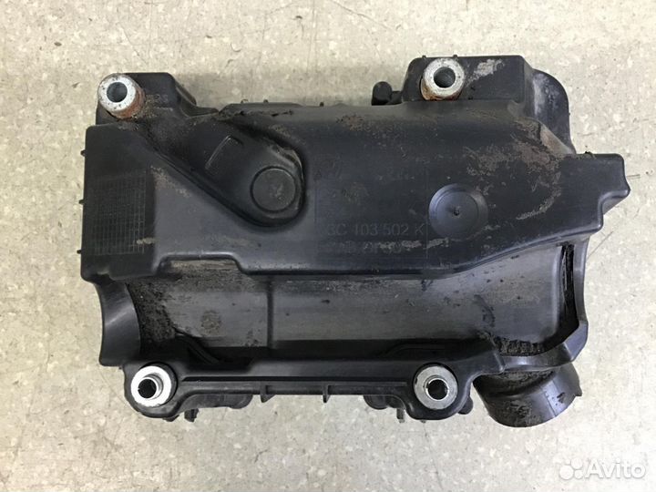 Корпус воздушного фильтра VW Touran 2010-2016