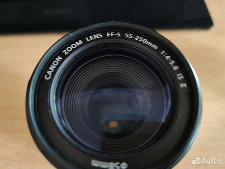 Объектив Canon EF-S 55-250mm is II