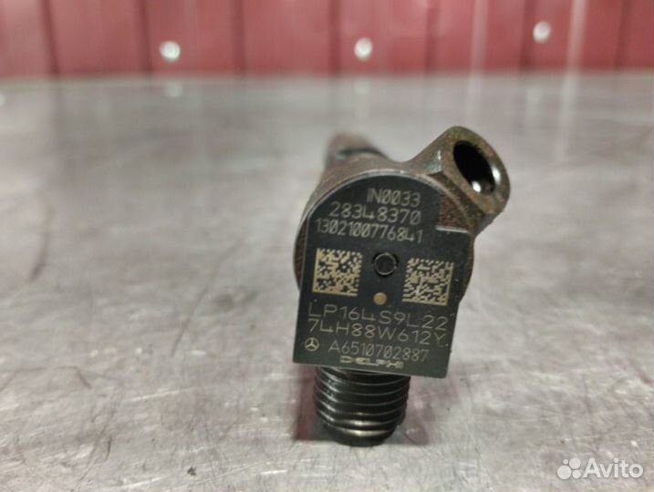 Форсунка Mercedes C-Class W204 OM651 2.2 CDI 2012