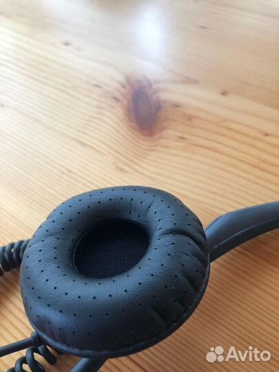 Гарнитура наушник