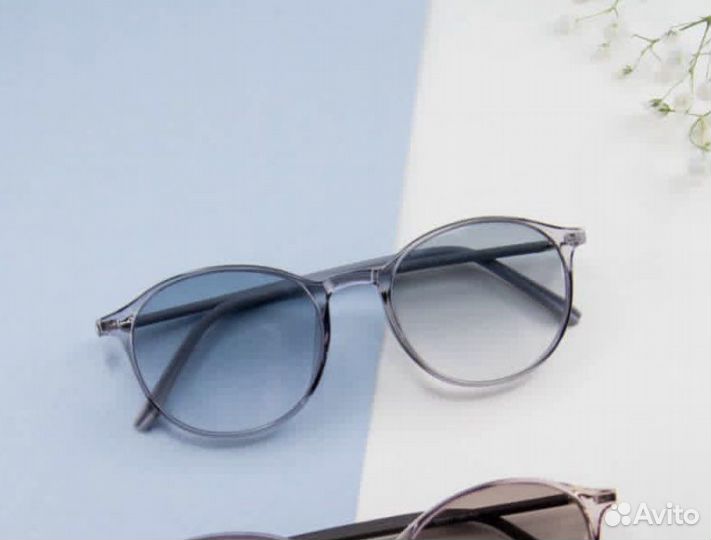 Стильные очки с фотохромными линзами