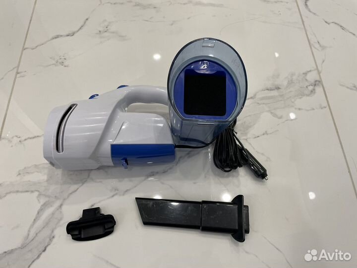 Автомобильный пылесос