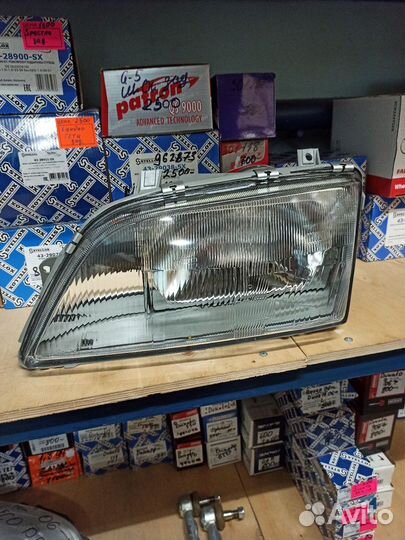 Фара левая Opel Omega A