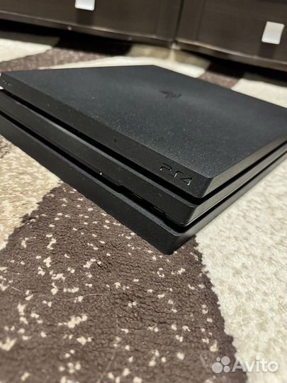 Sony playstation 4 pro 1tb