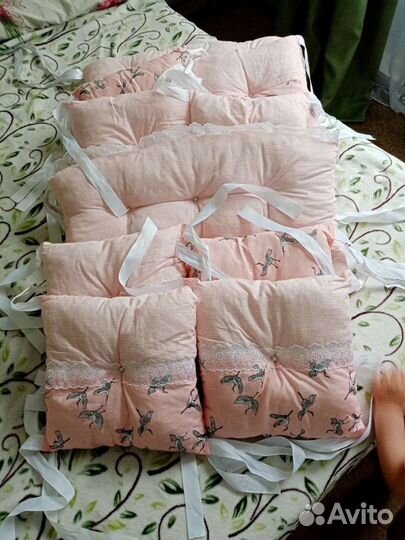 Бортики в кроватку