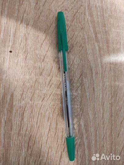Шариковая ручка Brauberg зелёный