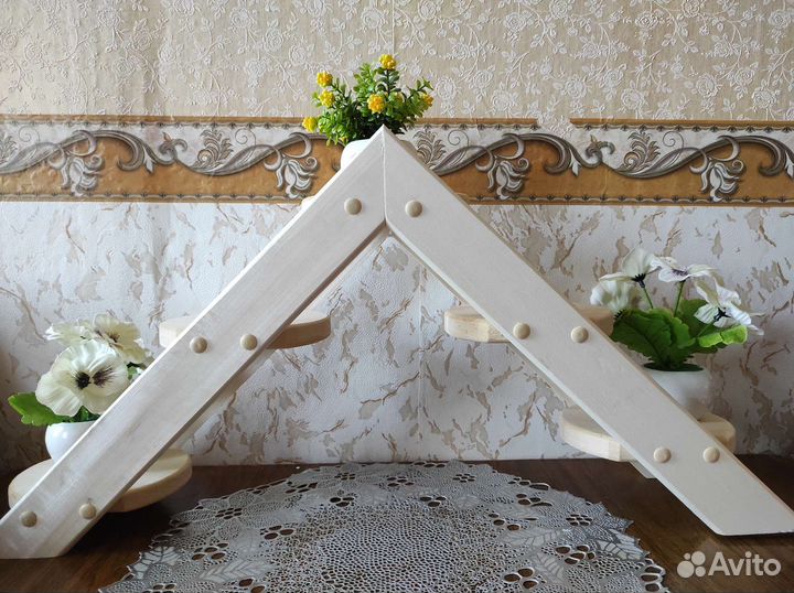 Подставка под цветы