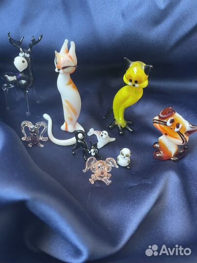 Фигурки цветное стекло