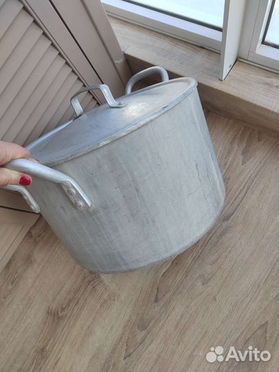 Кастрюля большая, тазы