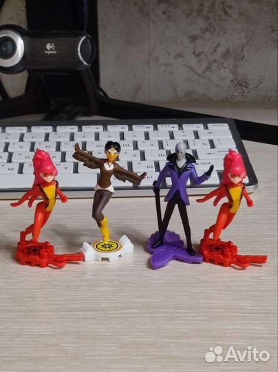 Фигурки леди баг киндер