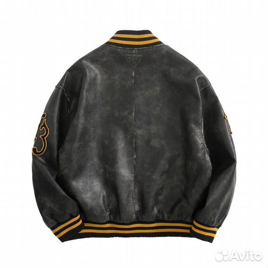 Кожаный бомбер prada