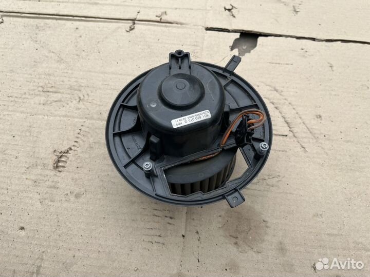 Моторчик печки Фольксваген Пассат сс