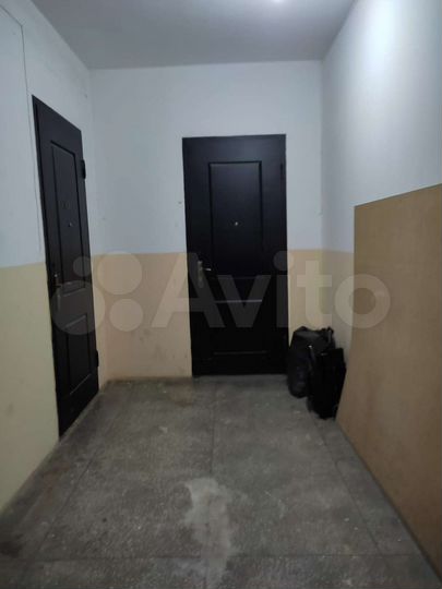 2-к. квартира, 95,9 м², 1/9 эт.