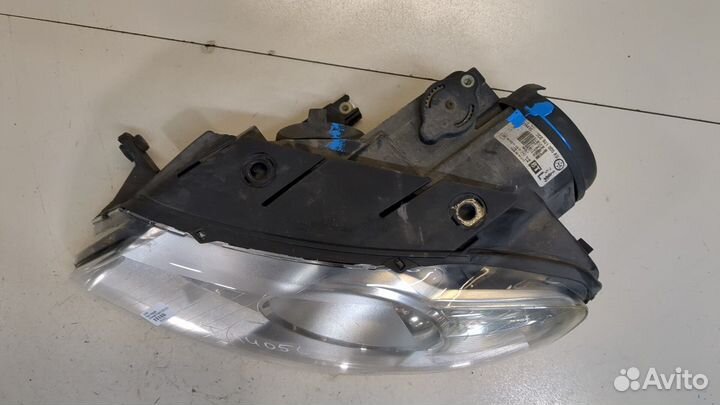 Фара (передняя) левая Volkswagen Passat 6