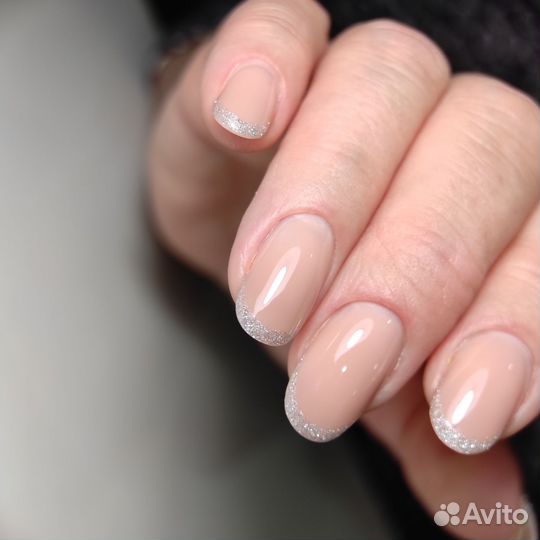 Маникюр на дому