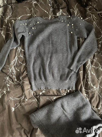 Костюм женский