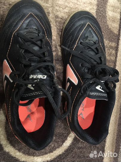 Бутсы для занятия футболом 32 размер