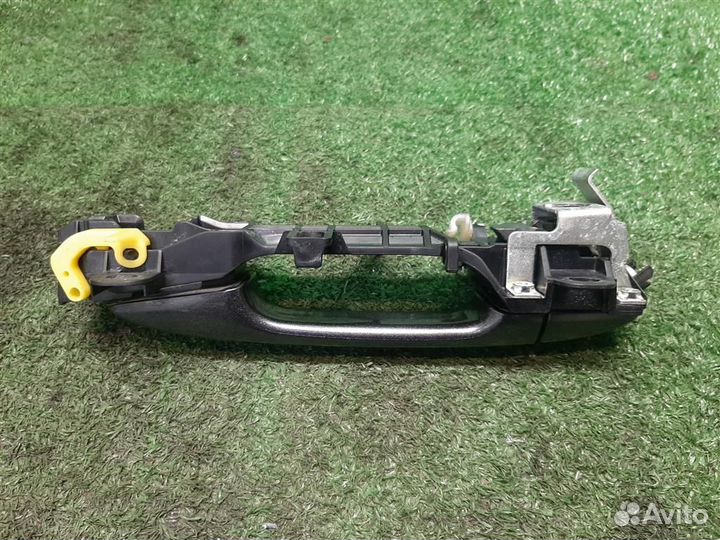 Ручка наружная двери передней правой Toyota Verso