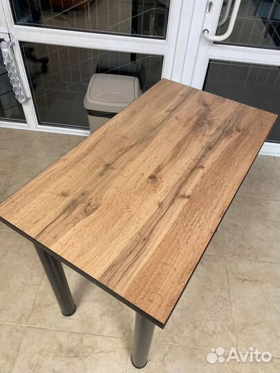 Журнальный столик