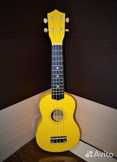 Укулеле - сопрано (новая), в заводской коробке