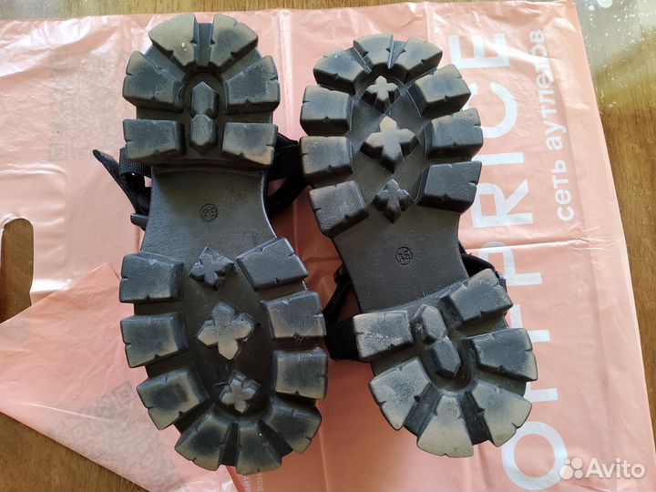 Босоножки на платформе для девочки 36р