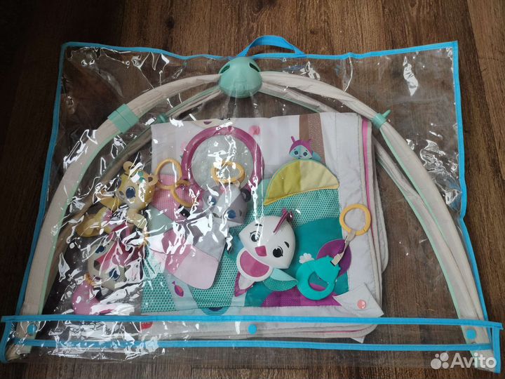 Развивающий коврик tiny love принцесса