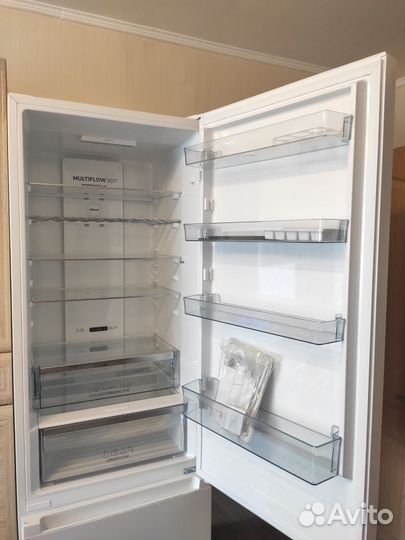 Холодильник новый Gorenje NRK6202AW4