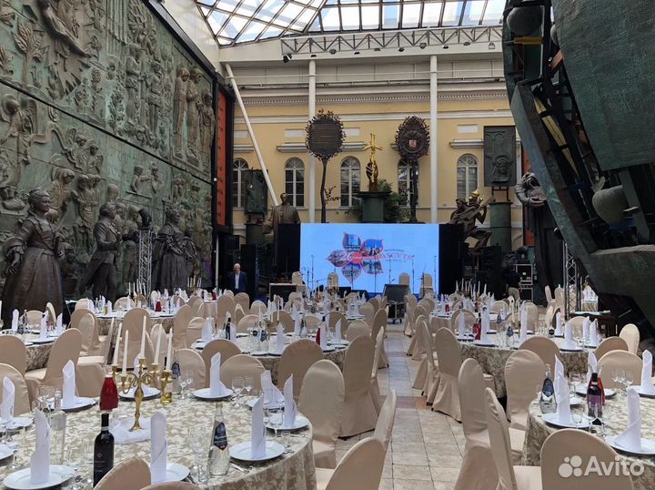 Уличный экран 2,08 х 3,2 м Р4 под ключ