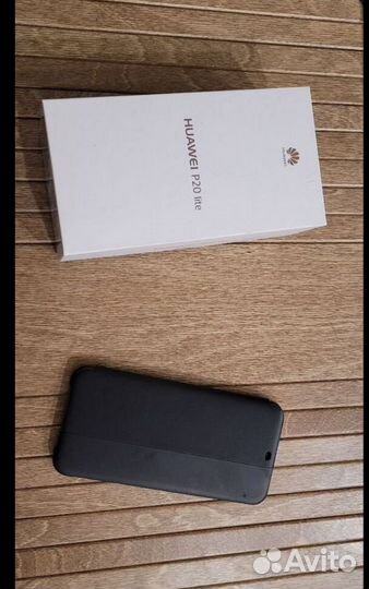 HUAWEI P20 Lite, 4/64 ГБ