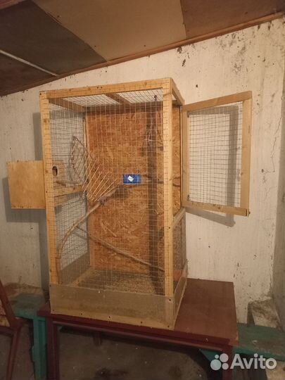 Продаю клетку для попугая